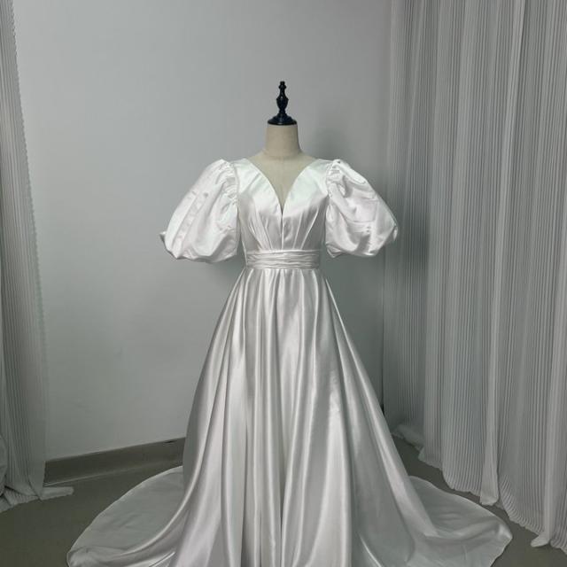 上品！Vネックドレス パフスリーブ 背中見せ プリンセスライン 披露宴 拳式の通販は