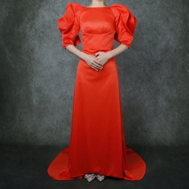 優雅なシルエット テラコッタ色 ハイネック パーティードレス フリル袖  