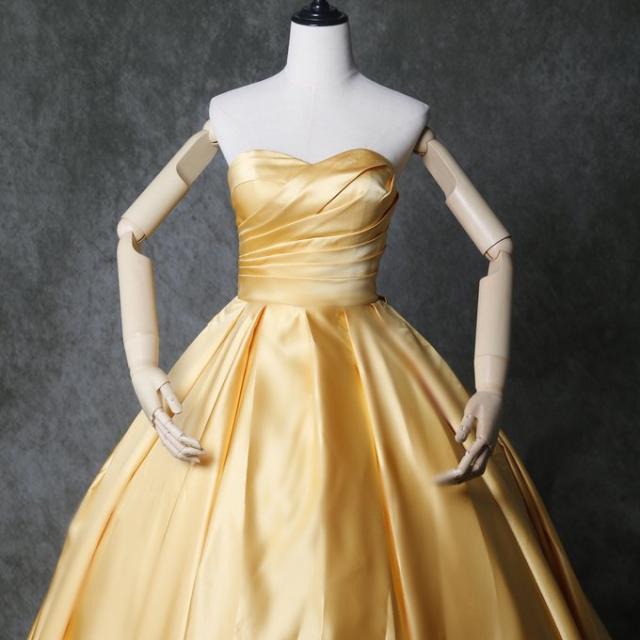 派手な 抜群のおしゃれ見え パステルイエロー ベアトップ ビスチェ  