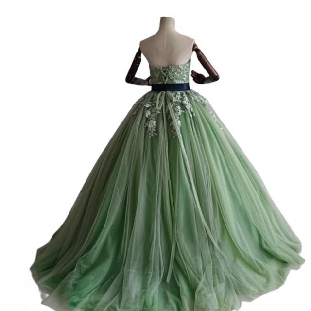 美品！グリーン パーティードレス ベアトップ サッシュベルト 繊細  