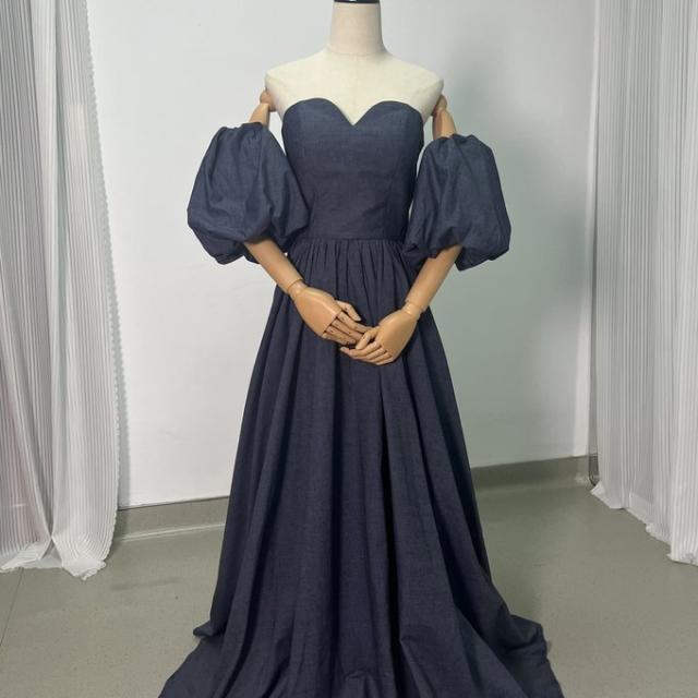 パーティードレス デニムドレス ベアトップ パフスリーブ 編み上げ スレンダーラインの通販は 29,894円