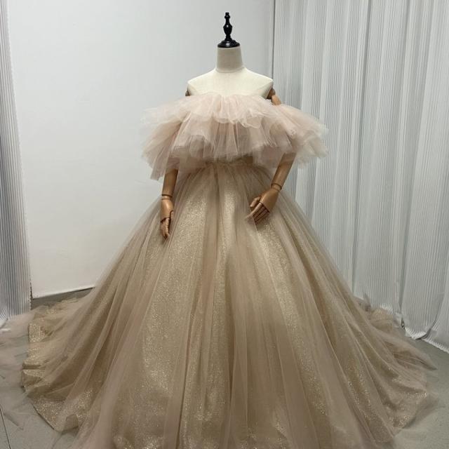 高品質！シャンパン色 カラードレス オフショルダー キラキラグリッターチュール 編み上げ 花嫁/披露宴の通販は 27,281円