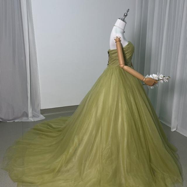 フランス風 パーティードレス グリーン ベアトップ キラキラのハンド  