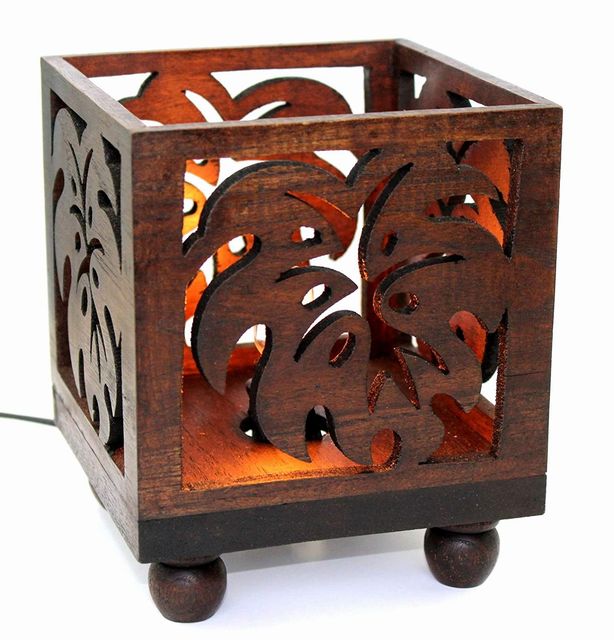 ハワイアン雑貨 インテリア 家具 ハワイアン雑貨 小さなハワイアンランプです♪(モンステラ) ハワイアン 雑貨 ハワイアン雑貨 ハワイ お土産 ハワイアン インテリア 送料無料の通販は 5,280円