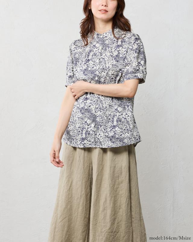 リバティ LIBERTY 半袖 シャツ スタンドカラー バンドカラー 日本製 花柄 フラワー ボタニカル プリント 綿100％ コットン 綿 ブラウス タック袖 羽織 重ね着 レイヤード ファッション レディース 春 夏 襟付き 40代 50代 60代 大人可愛い トップス カジュアル タナローン_14