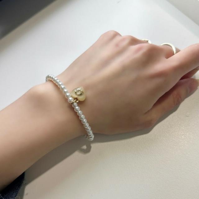 コーチ ハート ブレスレット ホワイト ゴールド レディース ブランド 20代 30代 おしゃれ かわいい シンプル 女性 妻 彼女 誕生日プレゼント 結婚式 結婚記念日 プレゼント お祝い ギフト ジュエリー COACH　成人 卒業 入学_2