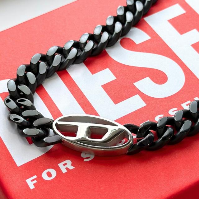 DIESEL ディーゼル ネックレス メンズ チェーン 太め 重厚 ステンレス ブラック シルバー ロゴリンク おしゃれ かっこいい ブランド アクセサリー 誕生日 記念日 ギフト DX1610931　成人 卒業 入学