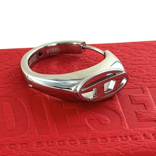 ディーゼル ピアス 片耳ピアス メンズ レディース DIESEL フープピアス シルバー ステンレス ユニセックス ブランド アクセサリー おしゃれ ストリート系 メタルアクセ Y2K プレゼント 誕生日 記念日 ギフト DX1642040 成人 卒業 入学