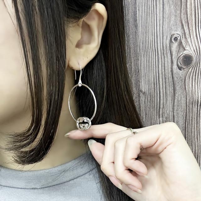 片耳ピアス GUCCI グッチ ピアス 片耳 Gロゴ フープピアス レディース シルバー925 シンプル おしゃれ プレゼント ギフト 誕生日 結婚記念日 妻 彼女 母 お祝い ブランド ジュエリー　成人 卒業 入学_4