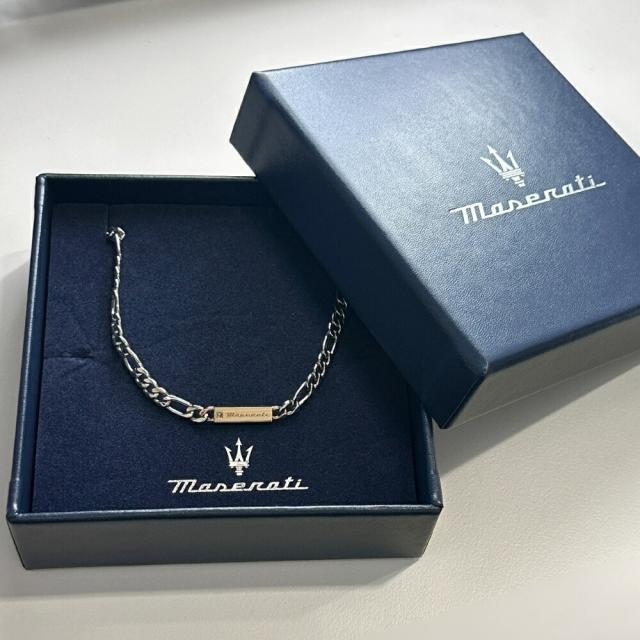 正規品 純正ショッパー付き ペアネックレス マセラティ おしゃれ 正規品 純正ショッパー付き ペアネックレス マセラティ チェーン