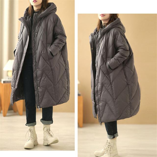 【水曜日まで！10％クーポン配布中】 ダウンコート レディース 冬服 ロング丈 フード付き キルティングダウン ジップアップ 無地 秋冬 ゆったり 暖かい ひざ丈 保温 防寒 羽織り アウター 軽量 水曜日まで！10％クーポン配布中】 ダウンコート レディース 冬服