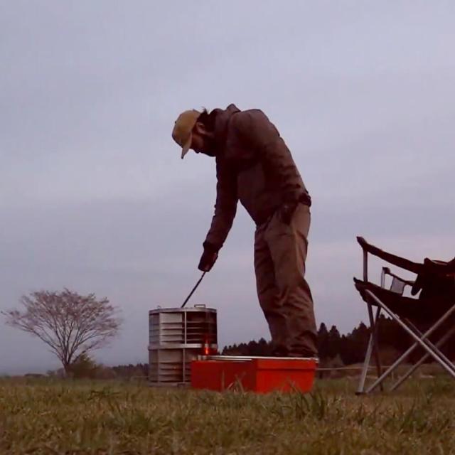 煙がほとんど出ない 炎旋回設計 HONOAKARI ステンレス焚き火台 4段(2段