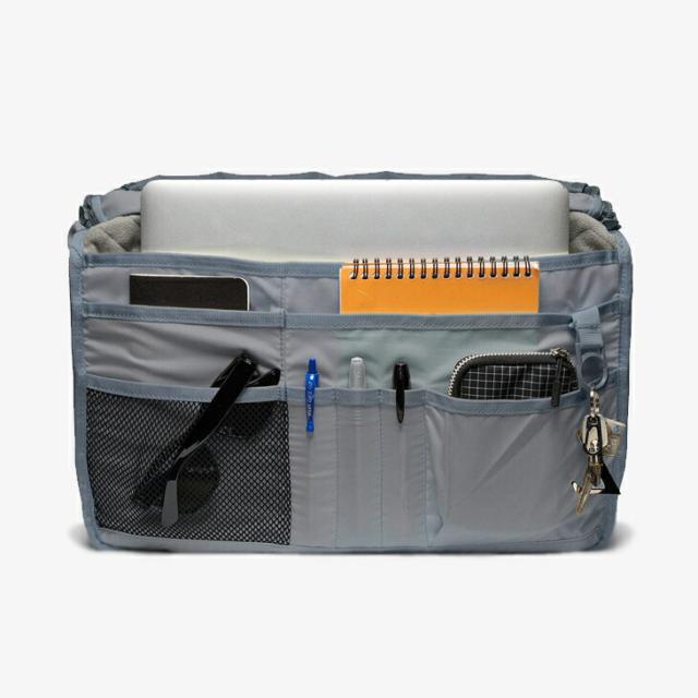 ：CHROME｜Midtown 20L Messenger Weatherproof RecX/ クローム/ミッドタウン メッセンジャー ウェザープルーフ クロス リフレクティブ ファブリック/ブラック #_4