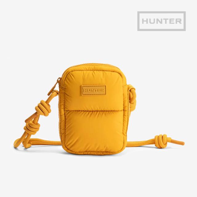 ：HUNTER｜W Intrepid Extra Puffed Phone Pouch/ ハンター/イントレピッド エクストラ パフド スマホ ポーチ/リッチオークル #