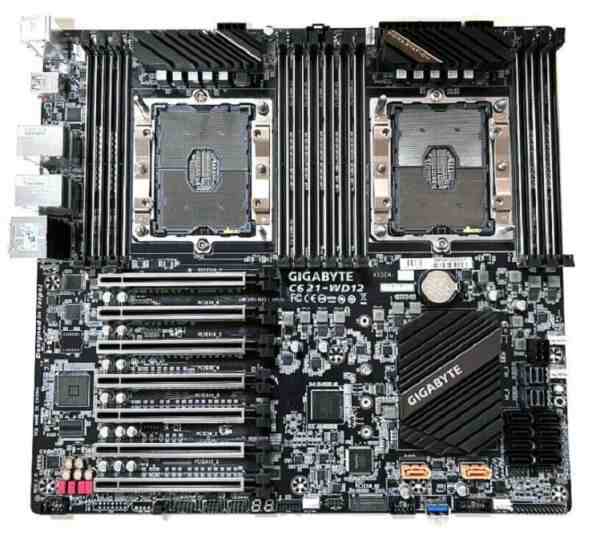 GIGABYTE C621-WD12 LGA 3647 Dual ECC DDR4 Intel C621 server Motherboard 中古