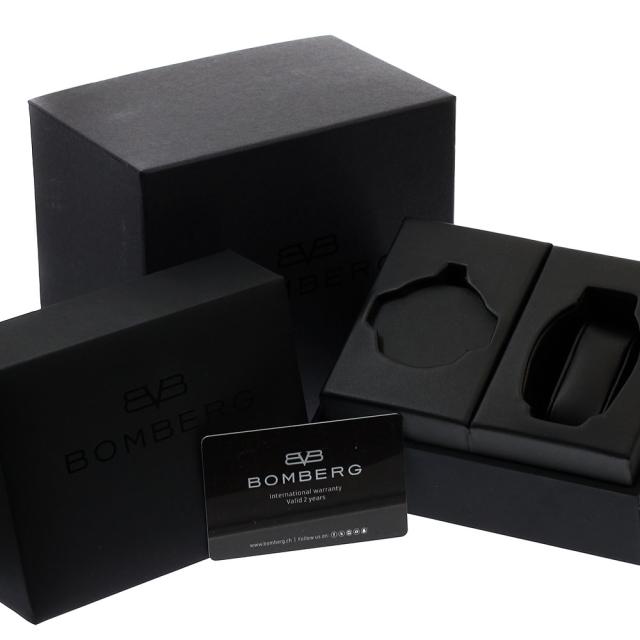 ボンバーグ BOMBERG BS45CHPBA.050-6.3 BOLT-68 クロノグラフ デイト クォーツ メンズ 未使用品 箱・保証書付き_881539_1