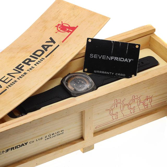 セブンフライデー SEVENFRIDAY Q2/03 レボリューション デイト 自動 