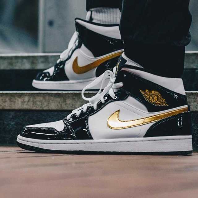 ナイキ エアジョーダン1 ミッド SE メタリックゴールド Nike Air Jordan 1 Mid SE Metallic Gold｜au PAY  マーケット