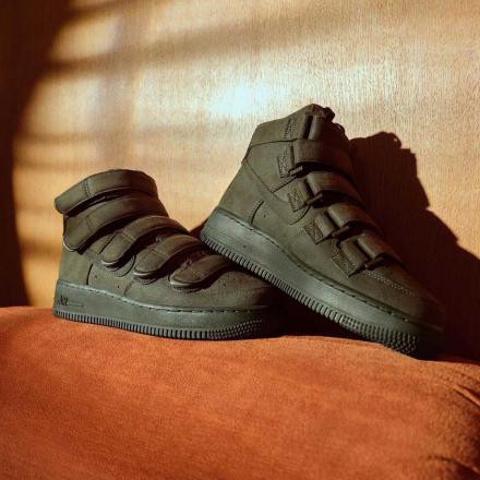 ビリーアイリッシュ×ナイキ エアフォース1 ハイ 07 SP セコイア Billie Eilish×Nike Air Force 1 High ’07 SP Sequoia 正規品 全国送の通販は