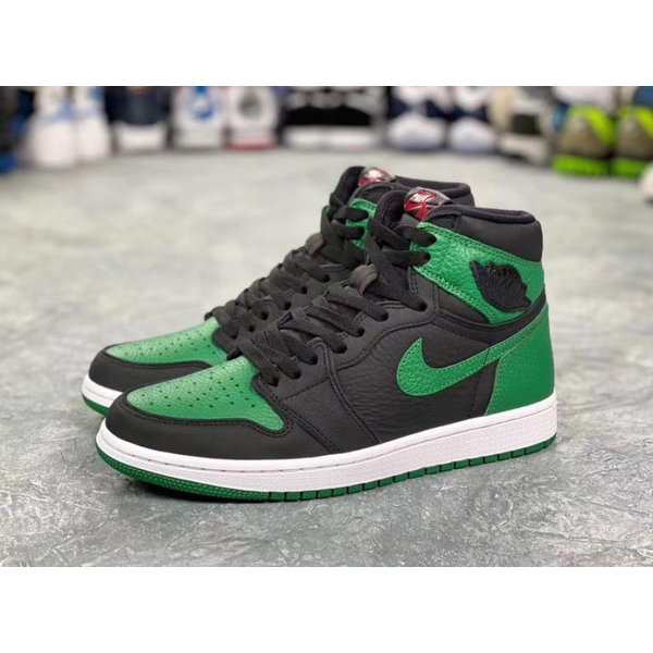 エアジョーダン1 レトロ ハイ OG ブラック パイングリーン NIKE AIR JORDAN 1 RETRO HIGH OG BLACK PINE  GREEN 正規品 送料込の通販はau PAY マーケット - Victoria SNKRS au PAY マーケット店 | au PAY  マーケット－通販サイト