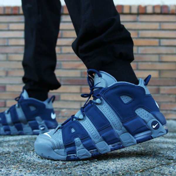 エア モア アップテンポ ホーヤーズ クール グレー ミッドナイト ネイビー NIKE AIR MORE UPTEMPO HOYAS COOL GREY MIDNIGHT NAVY 正規品