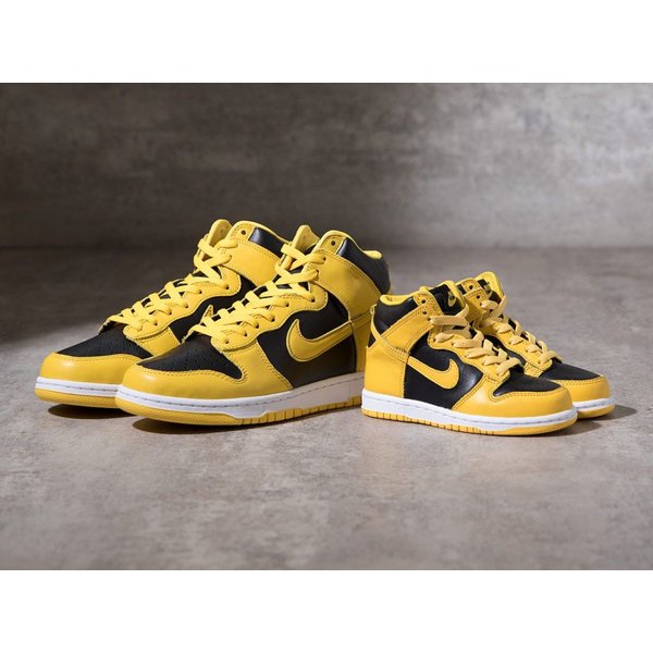 ダンク ハイ バーシティメイズ NIKE DUNK HIGH VARSITY MAIZE 正規品  