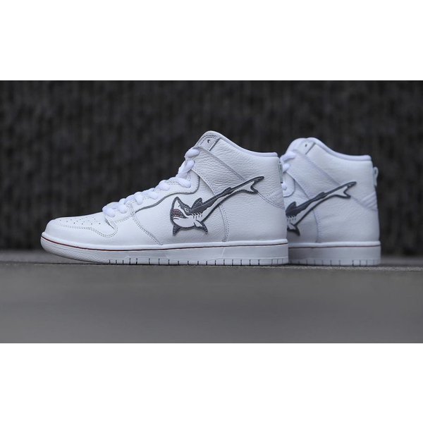 オスキ×ナイキ SB ダンク ハイ グレート ホワイト シャーク Oski x