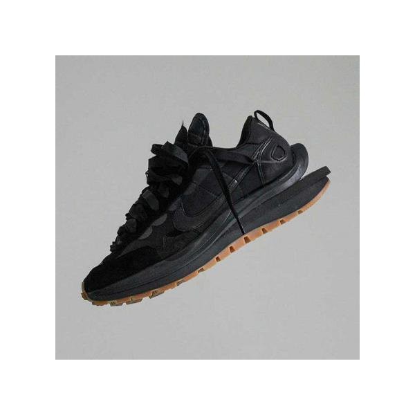 【驚きの値段】 サカイ×ナイキ ヴェイパー ワッフル ブラックガム sacai×Nike 靴