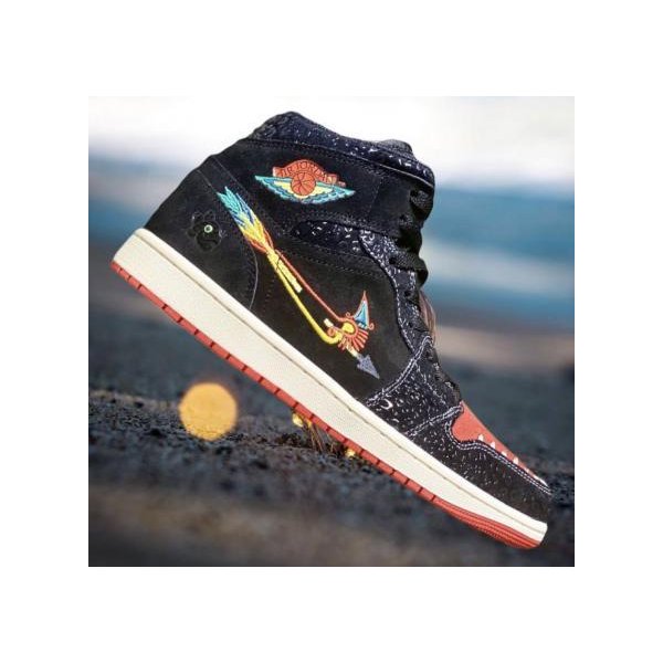 ナイキ エアジョーダン1 ミッド \"シエンプレ ファミリア\" NIKE ナイキエアジョーダン 1 ミッド 