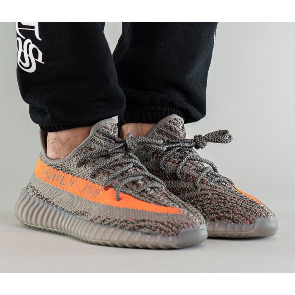 イージー ブースト 350 V2 ベルーガ リフレクティブ adidas YEEZY 