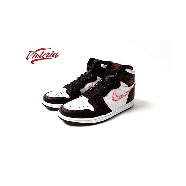 エアジョーダン1 ハイ OG デファイアント ブラック イエロー ジムレッド NIKE AIR JORDAN1 DEFIANT  正規品 送料込み エアジョーダン1 ハイ OG デファイアント ブラック イエロー