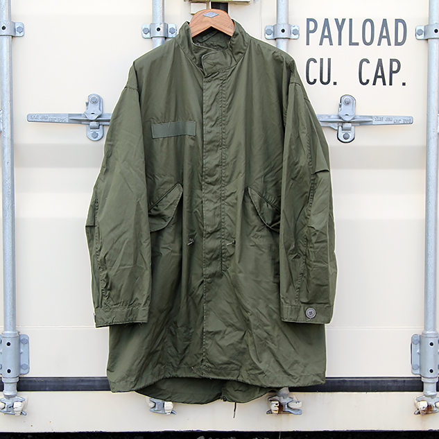 「80s DEADSTOCK U.S.ARMY M-65 FISHTAIL PARKA SHELL Only」SMALL-REGULAR VINTAGE 83年納品 デッドストック アメリカ軍 実物 新品 M65 フィッシュテール パーカー シェル モッズコート オリーブ グリーン メンズ