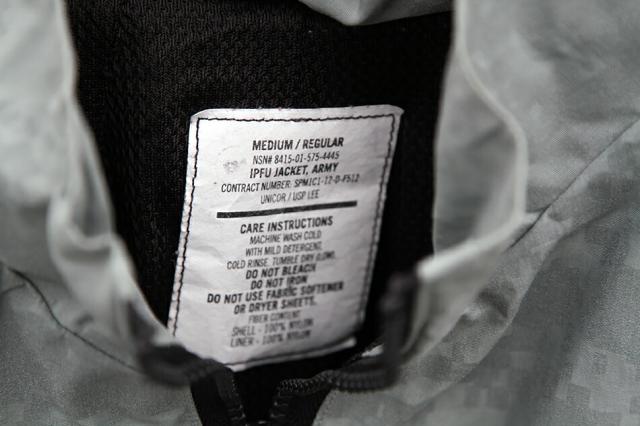 DEADSTOCK U.S.ARMY PHYSICAL TRAINING REFLECTIVE PT JACKETGREY (DIGITAL CAMO) 米軍 新品 デッドストック フィジカル トレーニング ジャケット デジカモ グレー アメリカ軍 米軍 ヴィンテージ ミリタリー メンズ アウトドア アウター