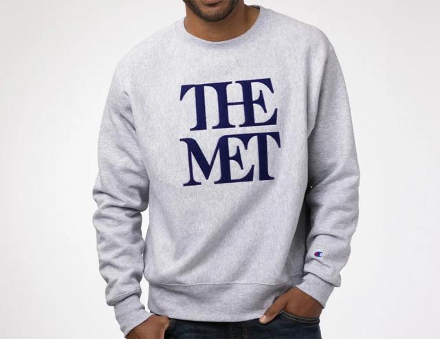 Champion REVERSE WEAVE 「THE MET OFFICIAL APPLIQUED LOGO CREW