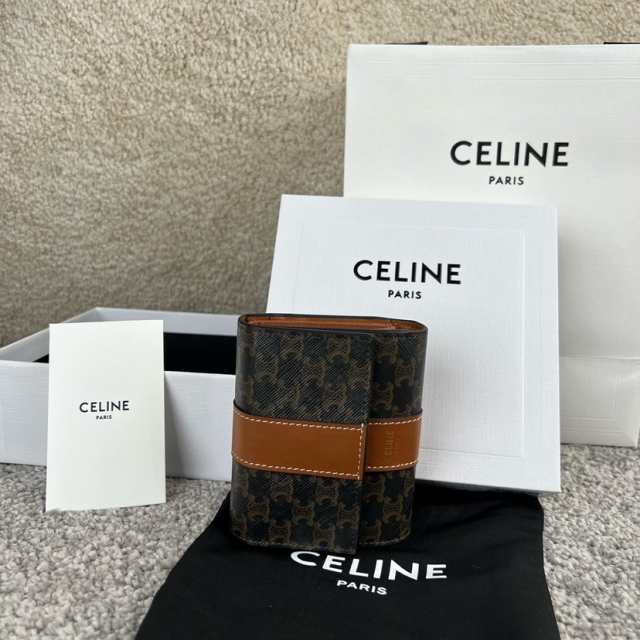 数量限定」celine セリーヌ 財布 三つ折り トリフォールド