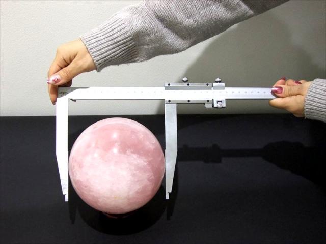 全国の石屋さん必見 直径30cmまで測定可能!! ステンレス製 特大アナログ ノギス 300mm 特大の丸玉や原石のサイズ計測に シンプル&簡単 ステンレス製の通販は 7,009円