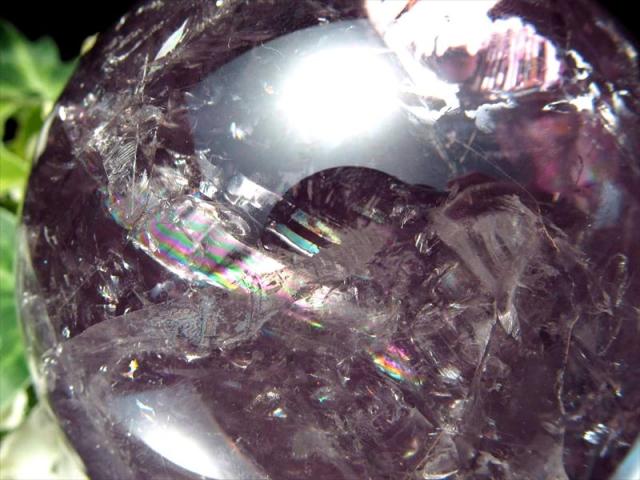 虹入り ラベンダーアメジスト 丸玉 台付 直径85.5mm 重さ857g 透明 愛の守護石 癒しと安らぎの石 紫水晶 1点物 ブラジル産の通販は