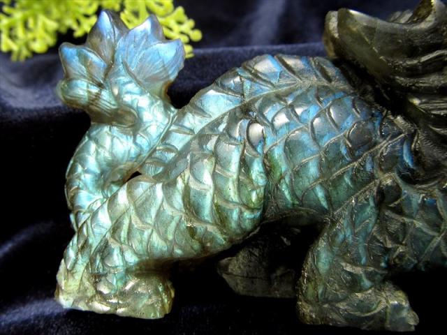 龍 横約35cm カービング フローライト 天然石 パワーストーン 彫り物