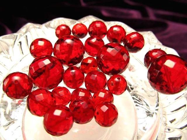 1粒売り 5A ルビーレッドアンバー カット ビーズ石 7.5mm-8mm カット