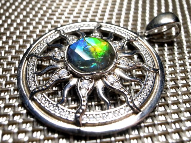 神宮御山杉太珠 「極」 40mm 丸玉(台座付き) 証明書付き 天然石グッズ