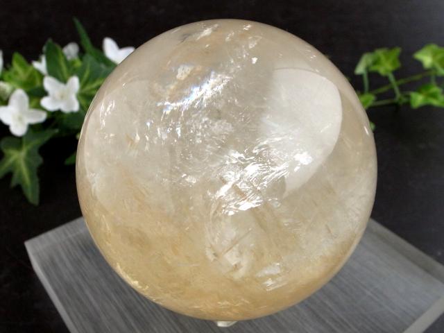 別格 透明 虹入り 4A ゴールデン カルサイト 丸玉 台座付 直径82mm 重さ829g 繁栄と成功の象徴 丸玉置物 一点もの メキシコ産