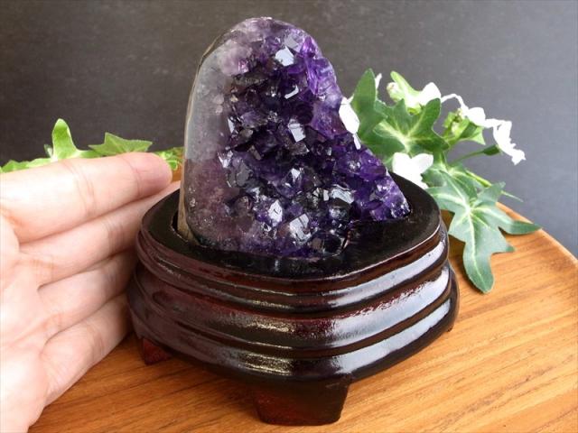 5A アメジスト クラスター スタンドタイプ 台座込みの高さ105mm 重さ
