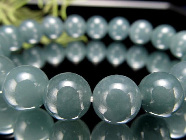 世界三大翡翠産地 グアテマラ産 4A ジェイド 翡翠 ブレスレット 10mm×19珠 良好品質 稀少色 青緑翡翠 艶やかな質感×鮮やか発色タイプ 古代より親しまれてきた奇跡の石 グアテマラ産 パワーストーン 天然石 ngt_3