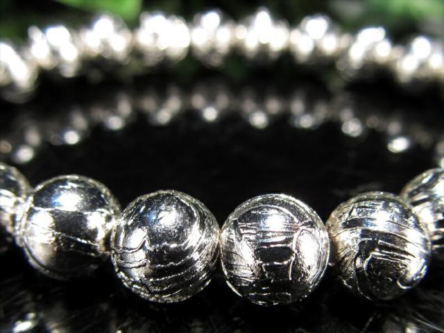 店頭展示中 鑑別書付属 希少レア 本物 ギベオン ブレスレット 8mm×24珠 45.2g 約4億5千万年前のミステリアスな宇宙から来た鉱物 1点物 ナミビア・ハルダプ州産 パワーストーン 天然石_3
