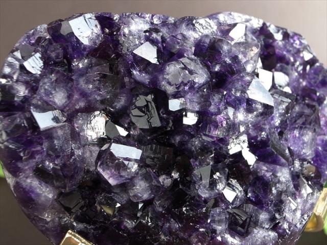 アメジストクラスター ハート❤︎タイチン入り 台座付き 台座付き♡アメジスト ハート型31◇Amethyst◇天然石・鉱石