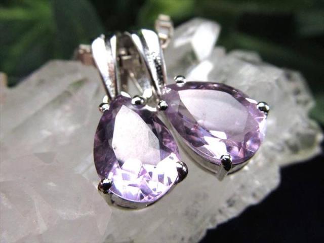 5A ピンクアメジスト ペンダントトップ ドロップ型 石サイズ縦約10mm 横約7mm 超透明宝石質 極上品質ライトピンク Silver925 2月の誕生石 ブラジル産の通販は 5,314円