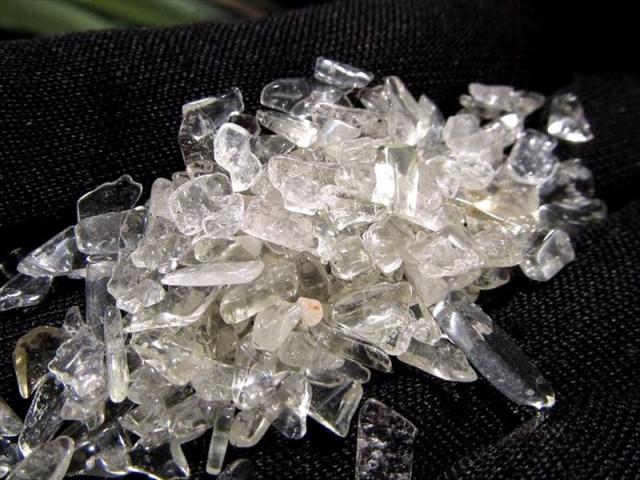 リビアングラス リビアンデザートグラス・リビアングラス 隕石 重さ72g