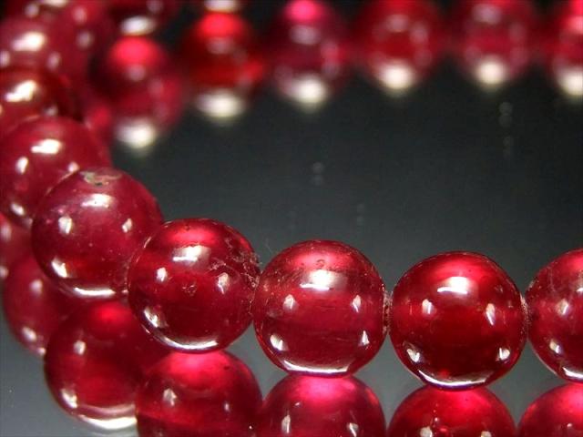 ロイヤルクラス 宝石質 ルビー(紅玉)ブレスレット 8mm前後×24珠 宝石の女王 透明紅玉 妖艶 7月の誕生石 1点物 ミャンマー産 sai 店頭展示中○ロイヤルクラス S級宝石質 ルビー(紅玉
