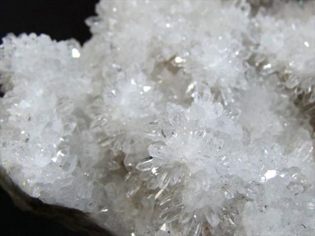激レア 超透明スターダスト結晶 特大サイズ 四川水晶 クラスター 専用木製台座付 最大幅約210mm 重さ6304g 最高級 浄化 清らかな力をもつ全能の石 一点物 四川省産 パワーストーン 天然石 ss-30