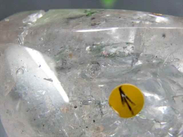激レア・気泡が端から端まで動く 水入り 水晶 磨きタンブル 最大幅44mm 重さ38.2g 扇形カット 強力な癒しの力 古代の水を封入した水晶 最強のお守り 1点物 ブラジル産 パワーストーン 天然石